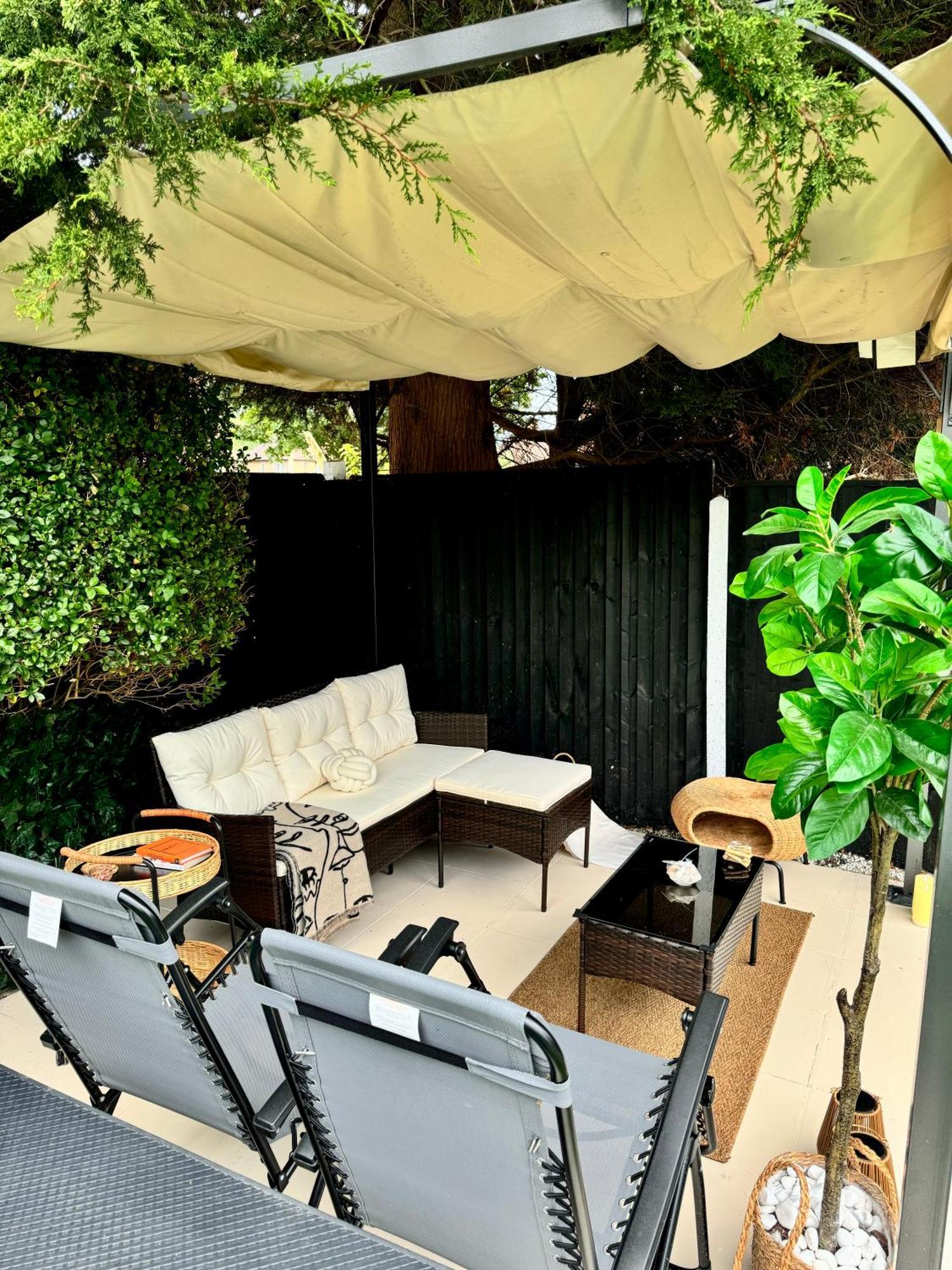 노팅엄 Contractor Haven- 3Bdr Crew House, Free Parking, Fast Wifi & Private Garden 아파트 외부 사진