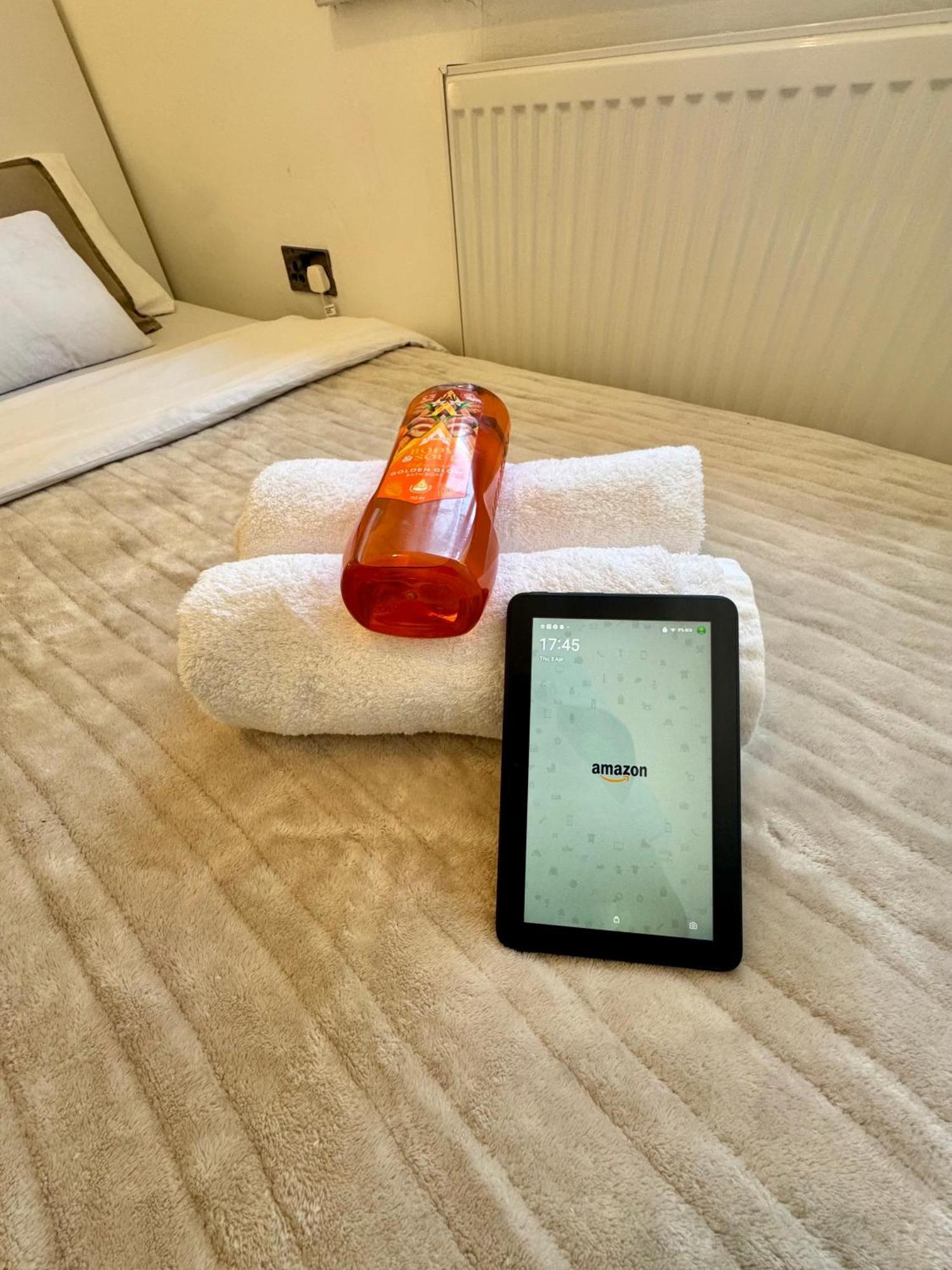 노팅엄 Contractor Haven- 3Bdr Crew House, Free Parking, Fast Wifi & Private Garden 아파트 외부 사진